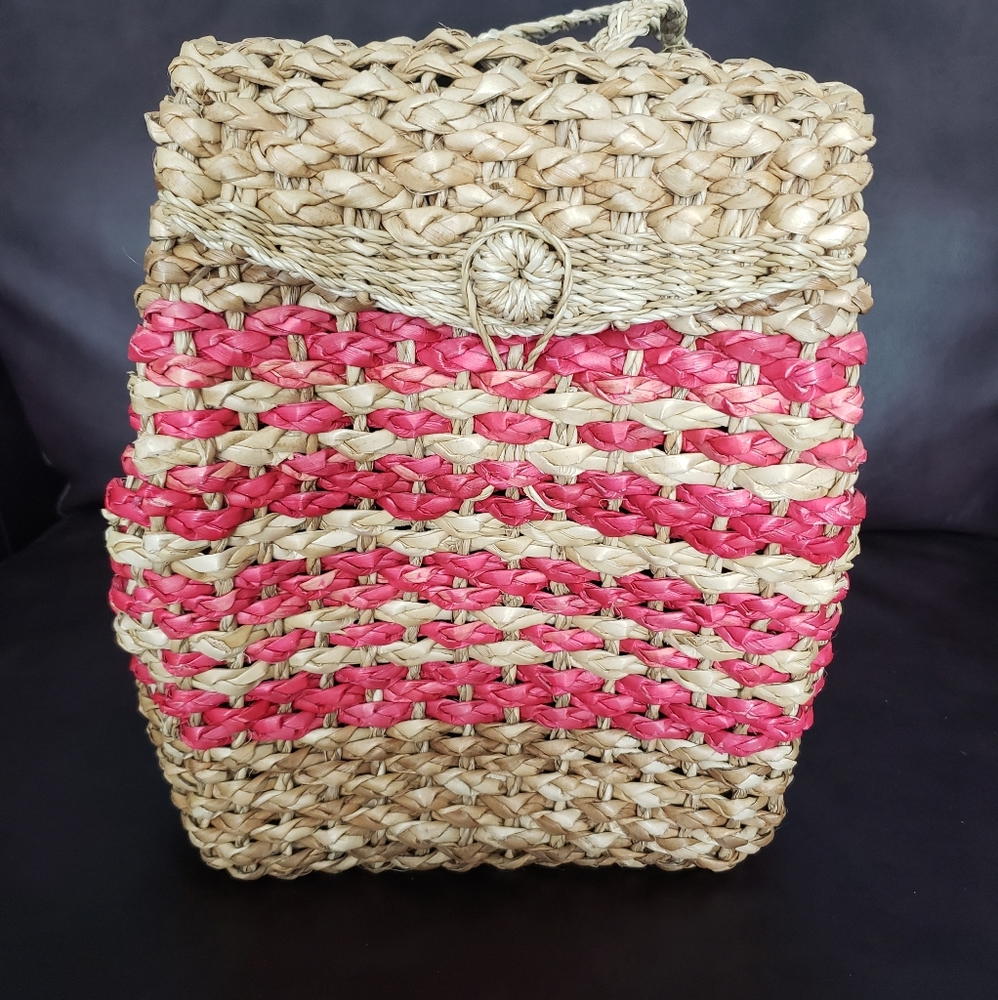 Straw Backpack - image 1